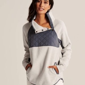 Abercrombie & Fitch size L assymetrical fleece